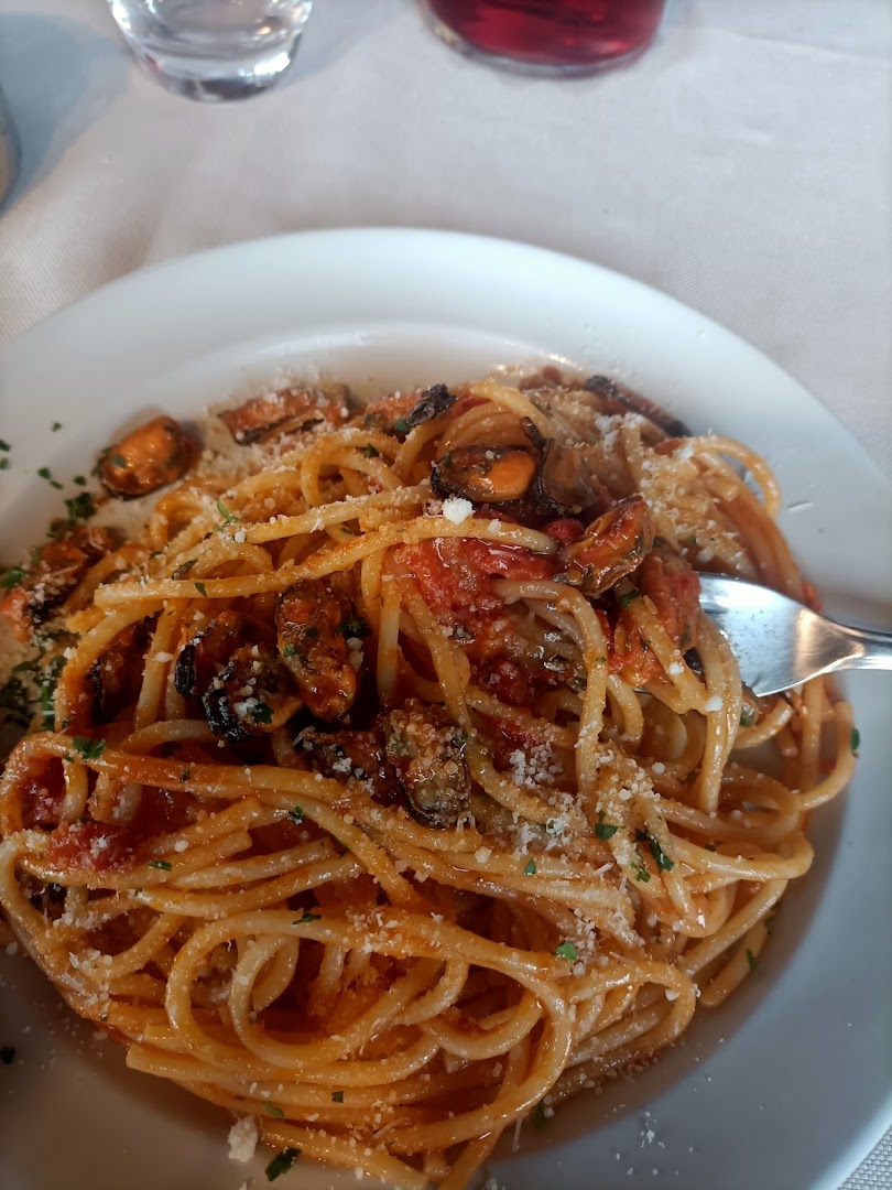 Trattoria Pizzeria Lilly