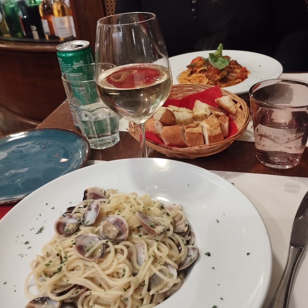 TRATTORIA PIZZERIA PAN E VIN