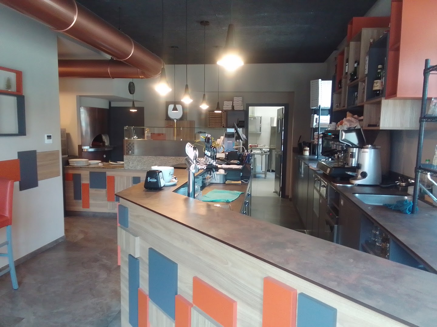 Trattoria Pizzeria Tramonti