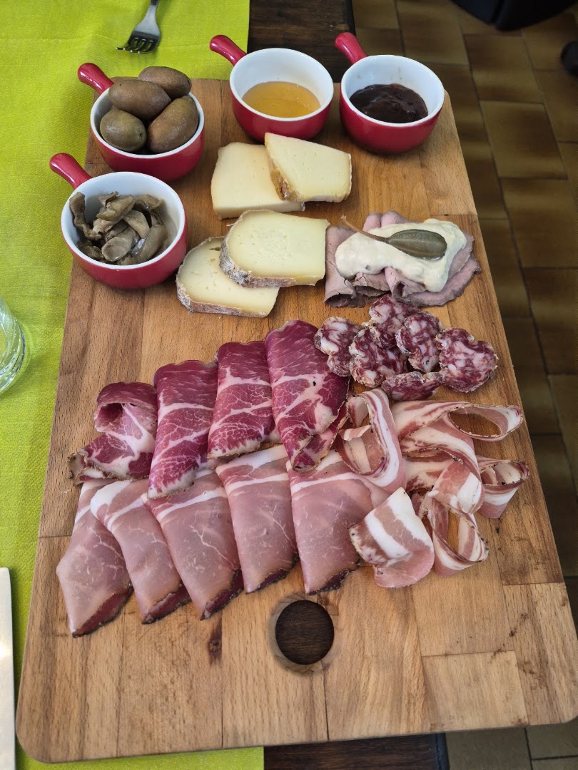 Trattoria Pizzeria Vecchi Sapori