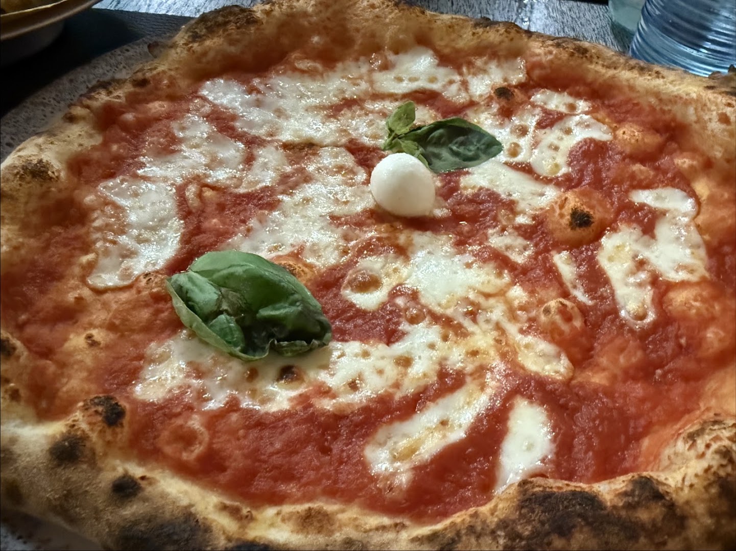 Trattoria Pizzeria Via Partenope