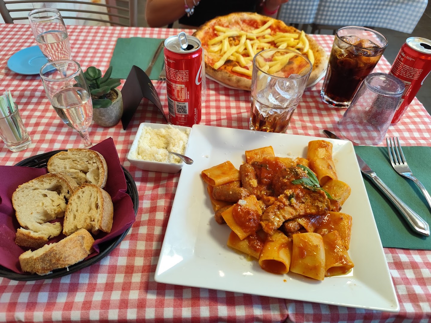 Trattoria Pizzeria Via Partenope, Vigevano