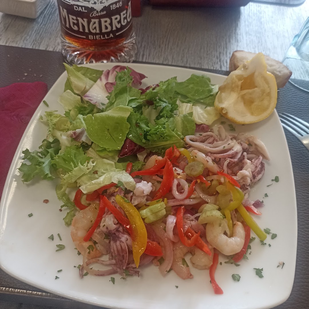 Trattoria Pizzeria Via Partenope