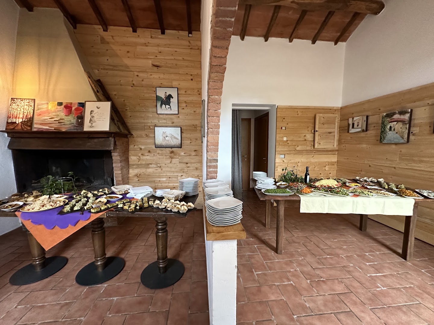 Trattoria da Camilla - La Tana Del Cinghiale - Ristorante e B&B