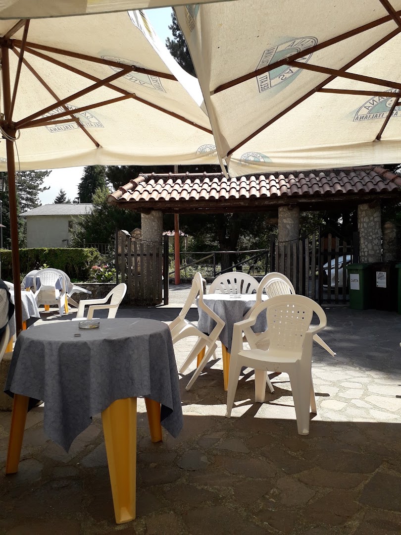 Tre Monti Osteria Bar Tabacchi B&B