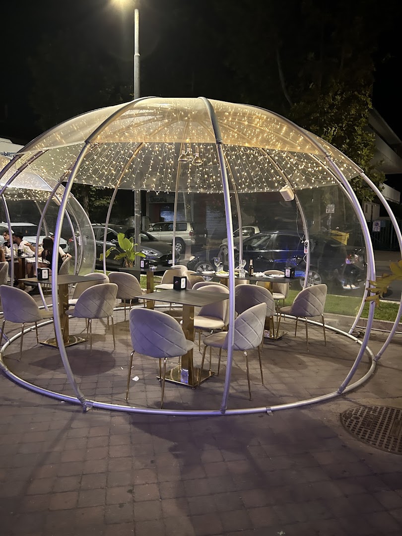 Trecento Bar & Lounge