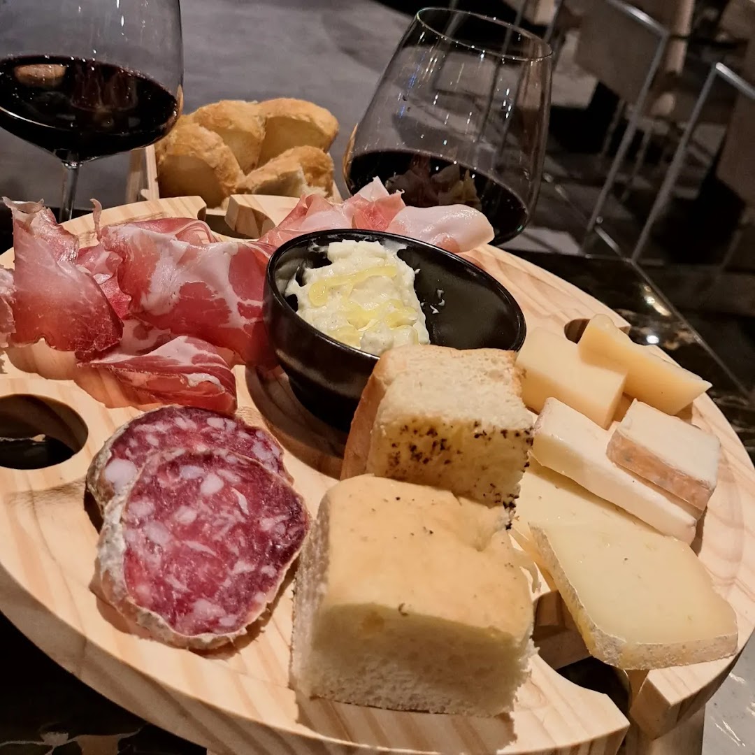 Tre Forni | Ristorante & Pizzeria