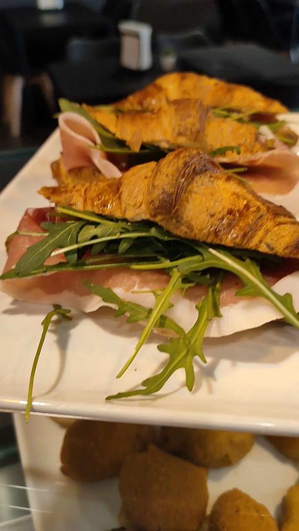 Trem Salumeria Alcolica