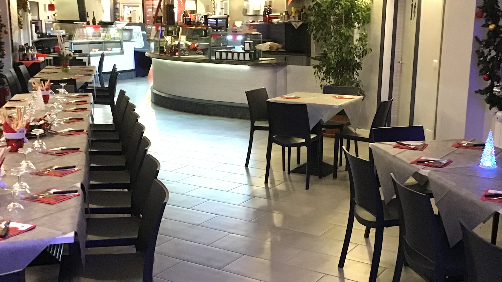 Trendy Cremeria American Bar Pizzeria