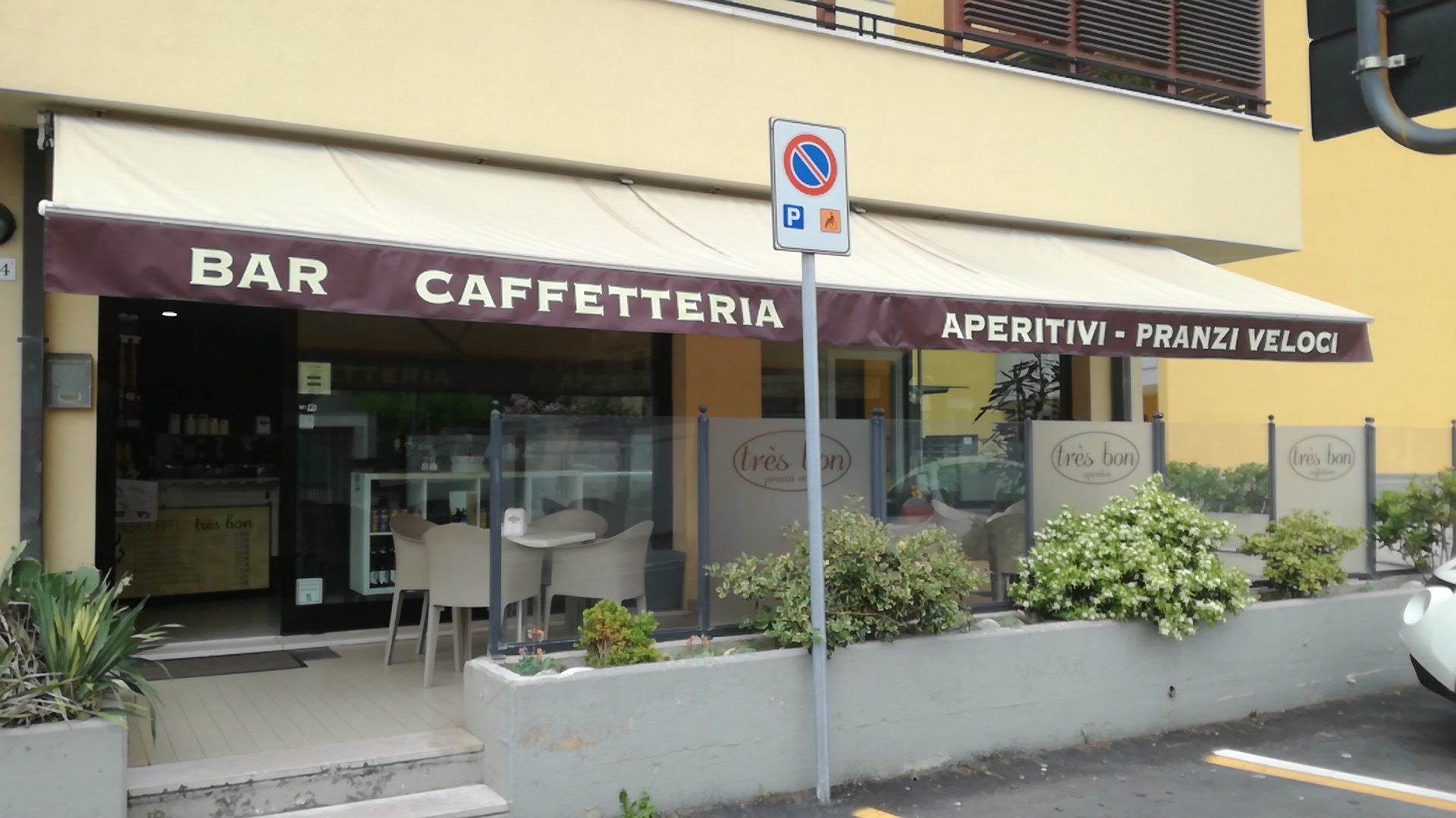 Tres Bon Caffetteria TABACCHERIA LOTTO SUPERENALOTTO