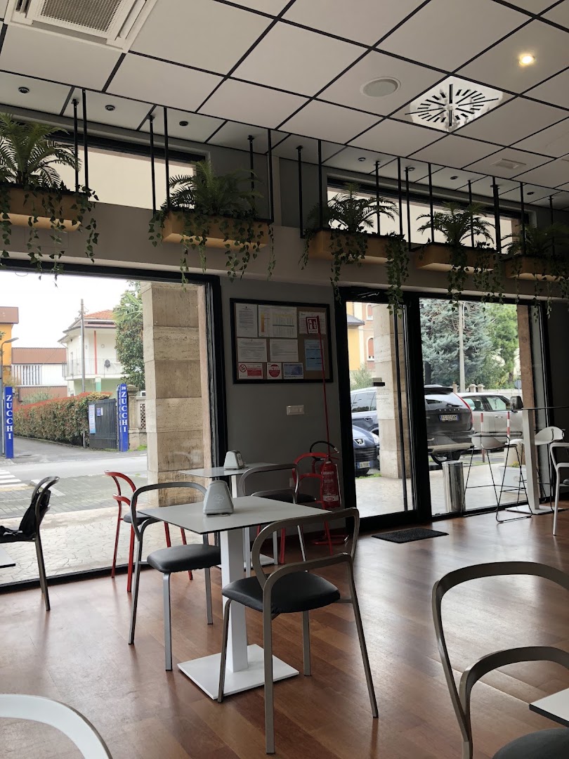 Tres Jolie - Lounge Bar