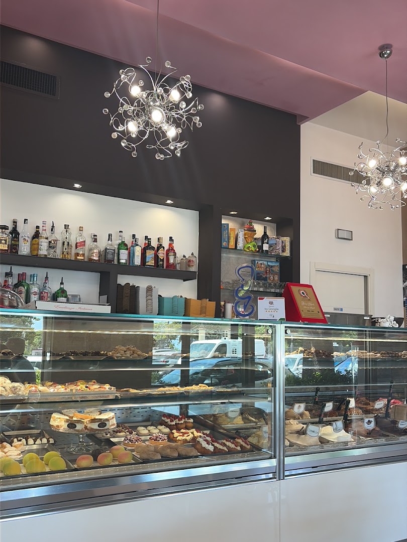 Très Noir Gelateria Pasticceria