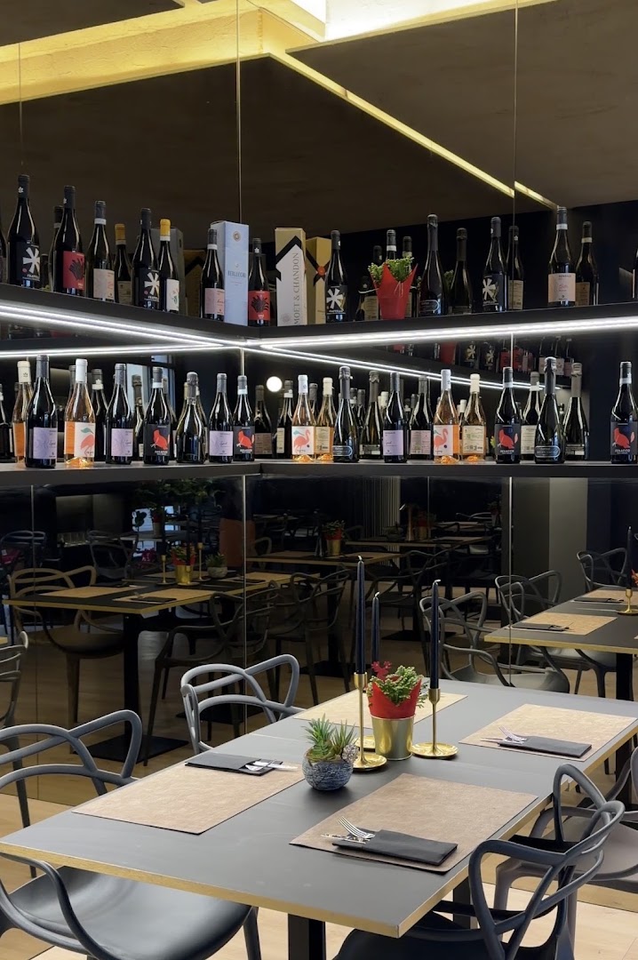 Trip - Restaurant & Cocktail Bar