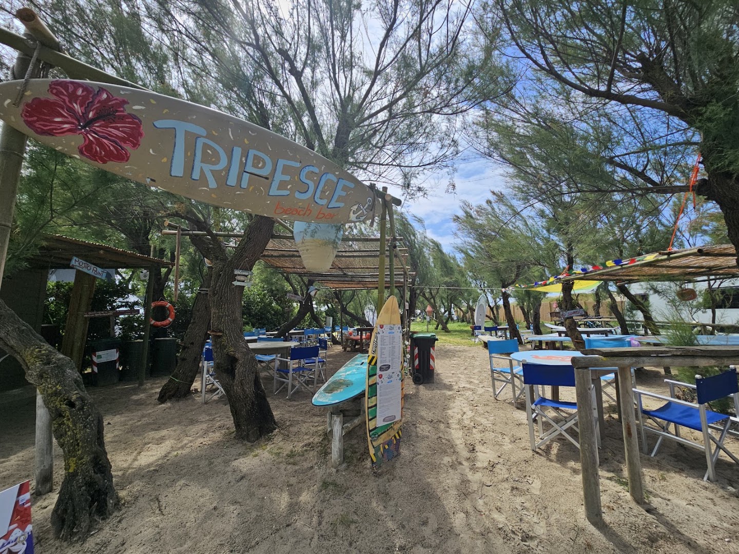 Tripesce Beach Bar