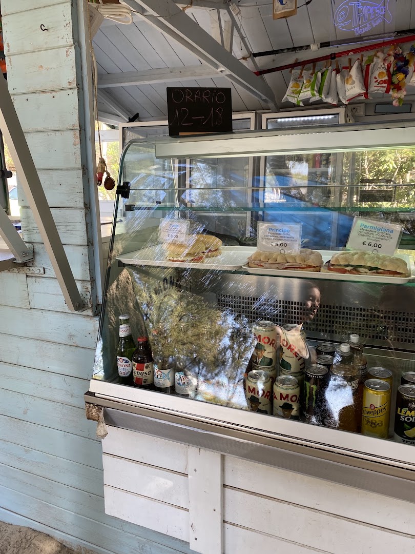 Tripesce Beach Bar