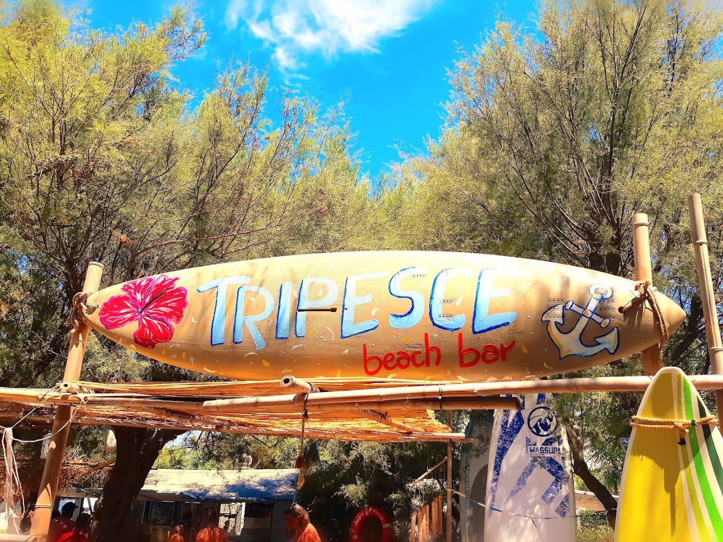 Tripesce Beach Bar