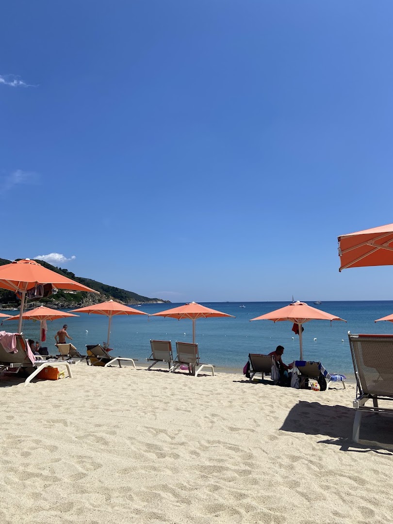 Tropical Beach Club Elba, Campo nell'Elba