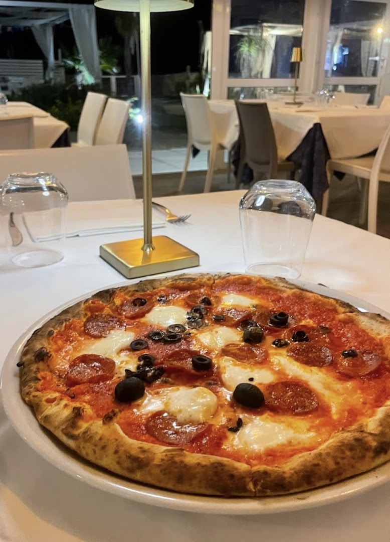 Tropicana lido - Ristorante di pesce e pizzeria vista mare a Policoro
