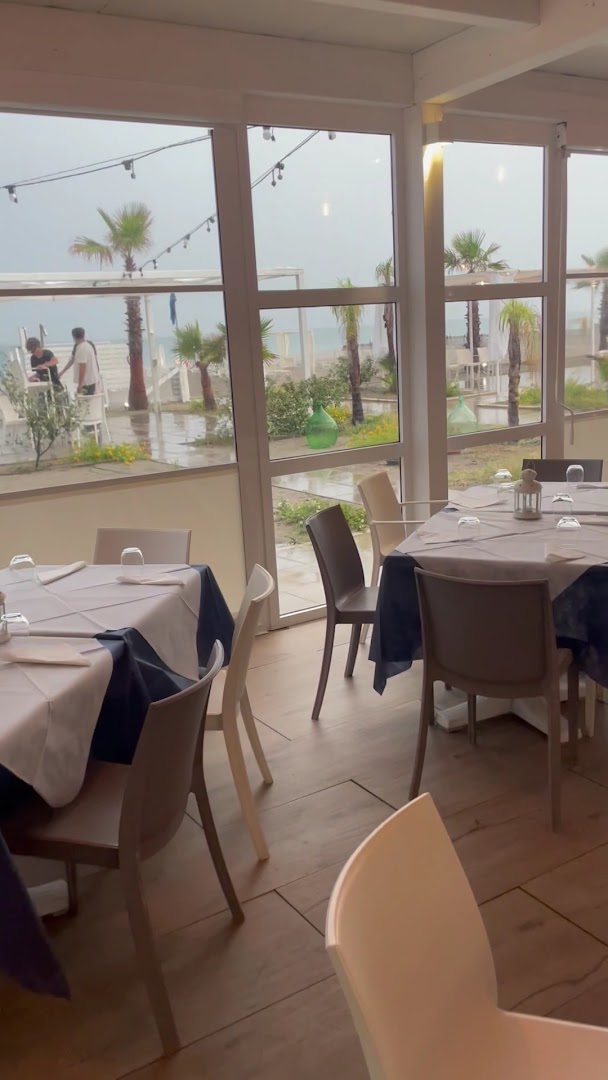 Tropicana lido - Ristorante di pesce e pizzeria vista mare a Policoro