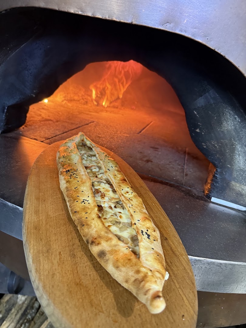 Turkish City Pizza