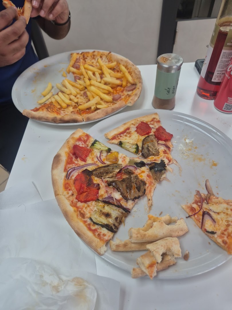 Turkish Istambul Pizza Kebab