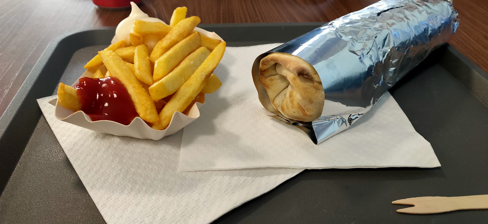 TURKISH ISTANBUL GRILL KEBAP PIZZA CAERANO