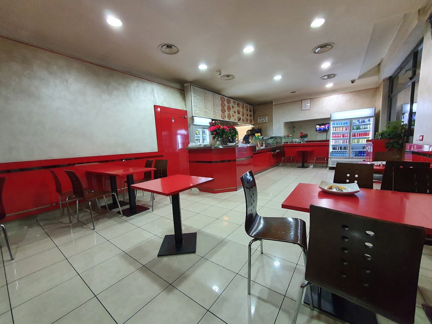 Turkish Kebap 4 Strade Pizzeria - Grill - Bar