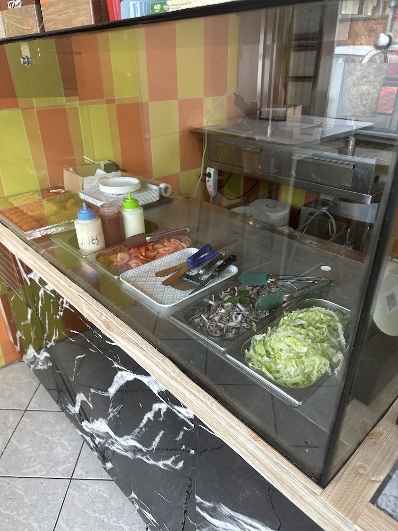 turkish pizzeria kebab