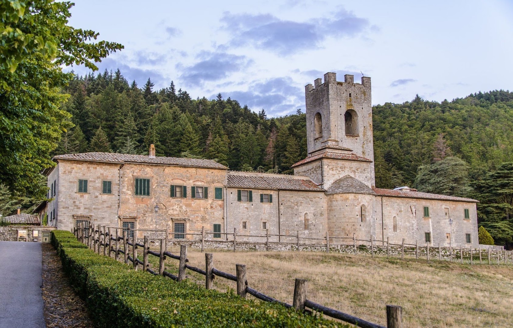 Tuscany Wine Tours by Giulio Bartolini