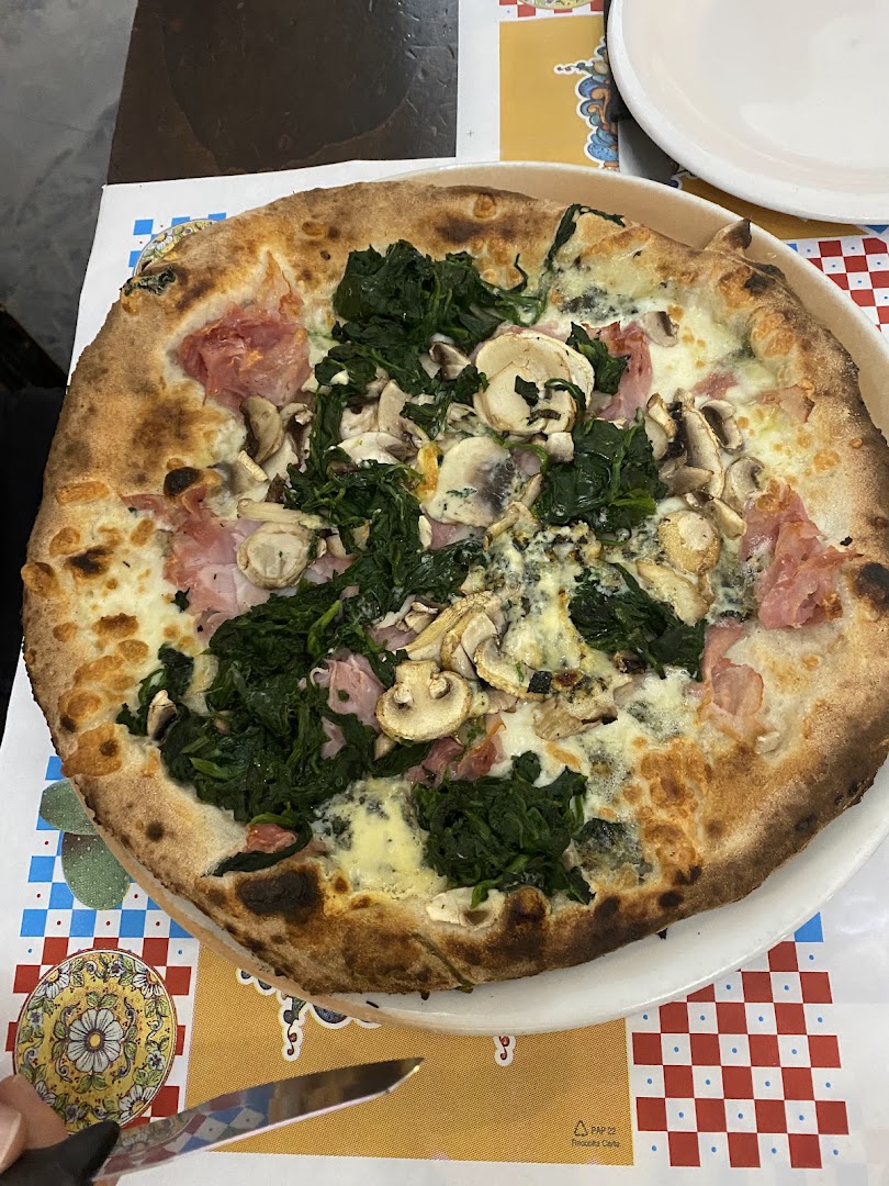 Tutto a Legna Polleria Pizzeria