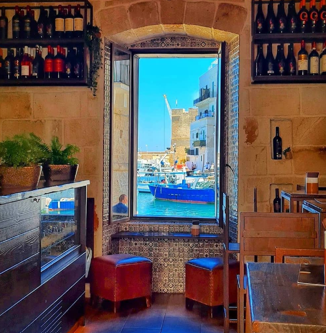 Tuttoapposto Winebar