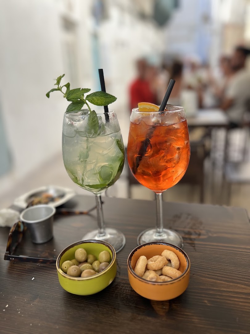 Tuttoapposto Winebar