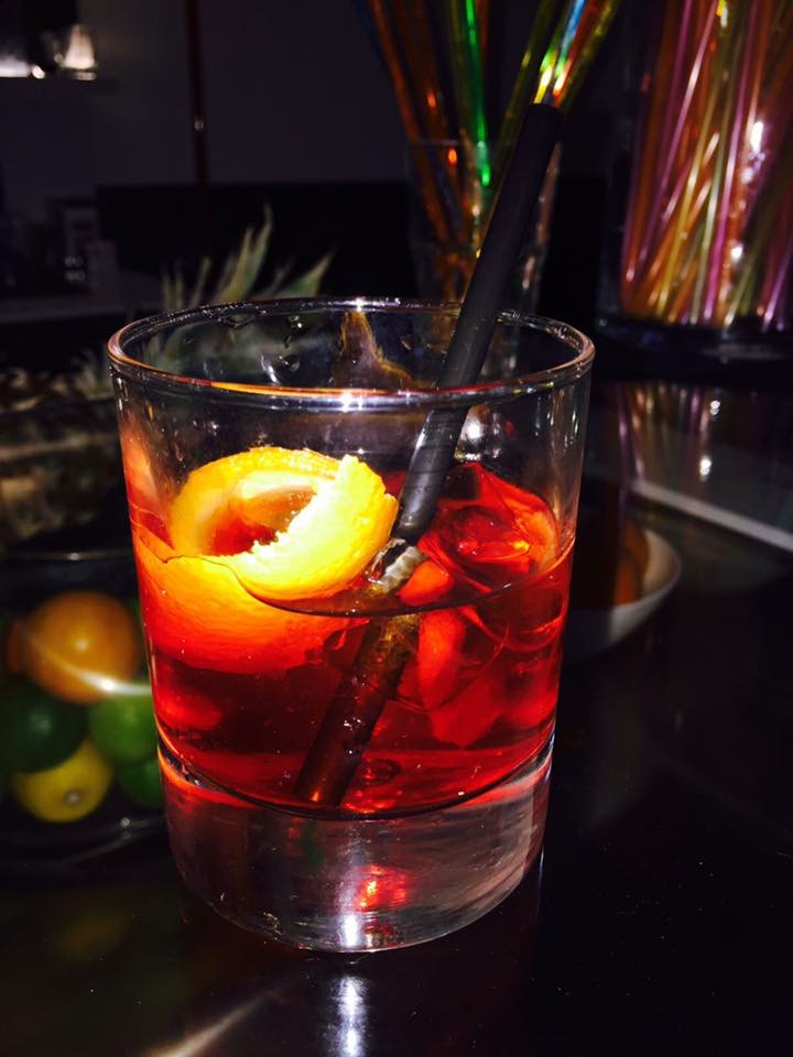Twins Bar