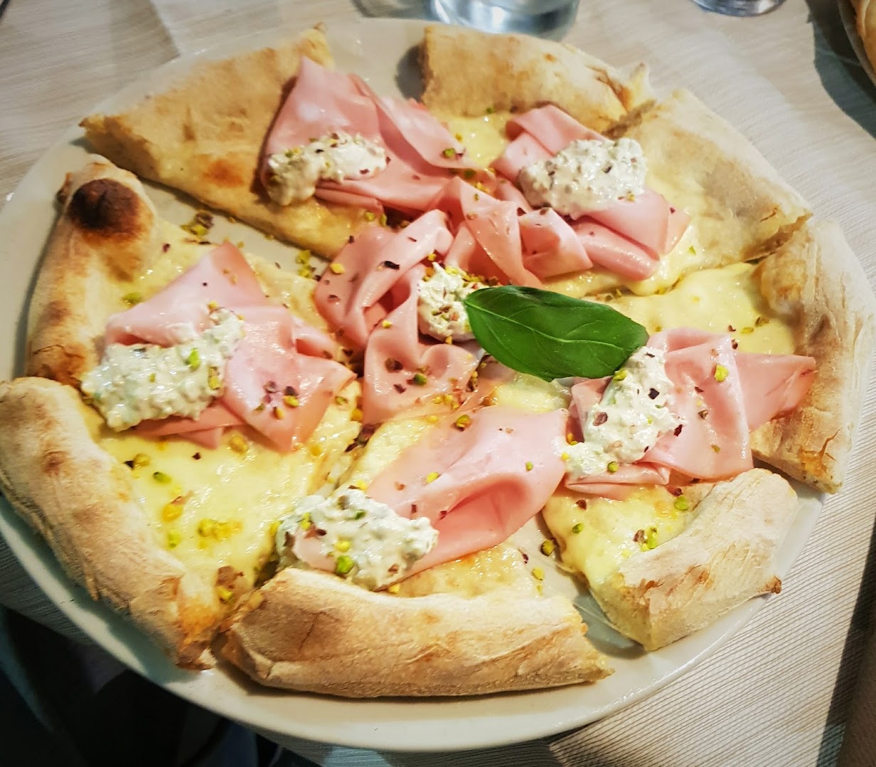 Ugo Ristorante Pizzeria