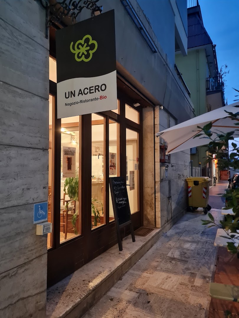 Un Acero - UPM, Grottammare