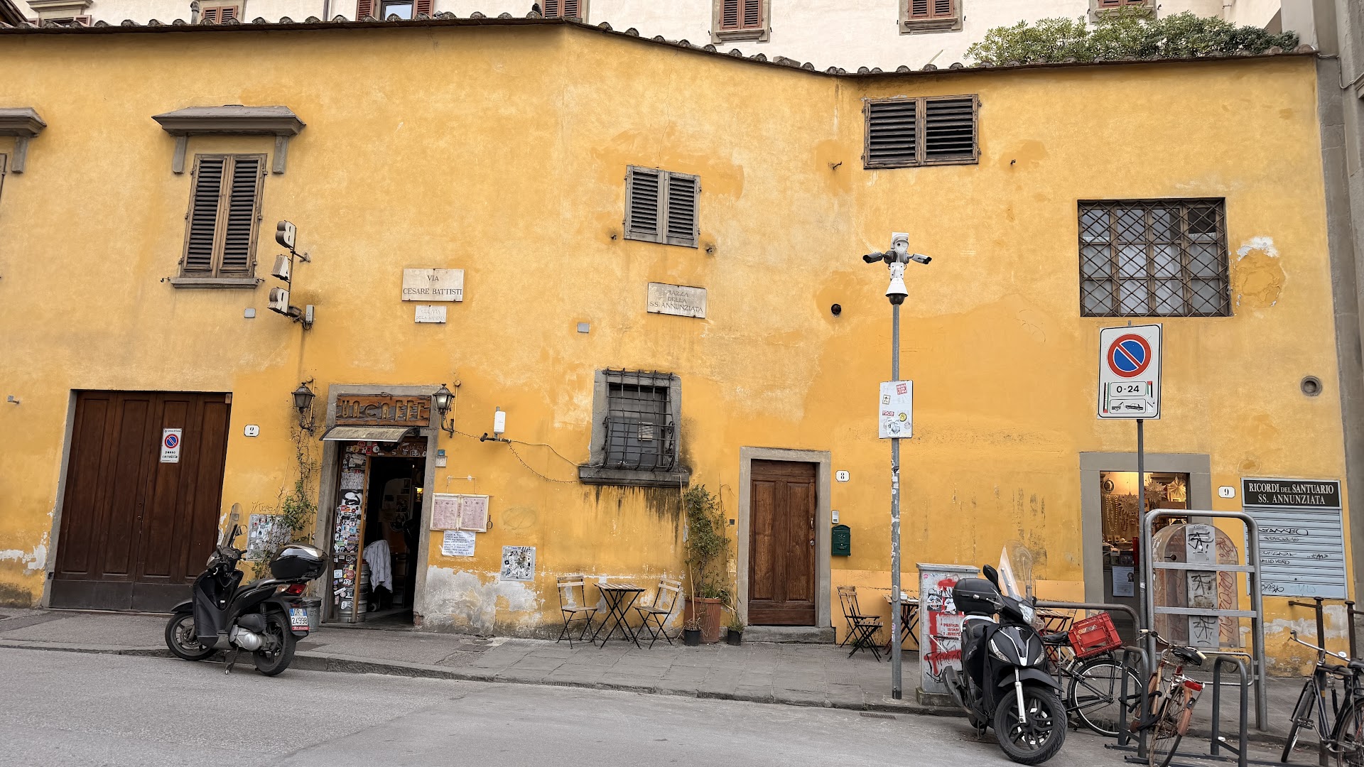 Un Caffè Bistrot - Spritz e Focacce