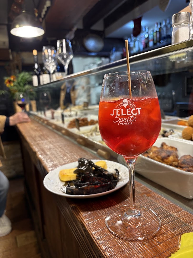 Un Mondo Divino