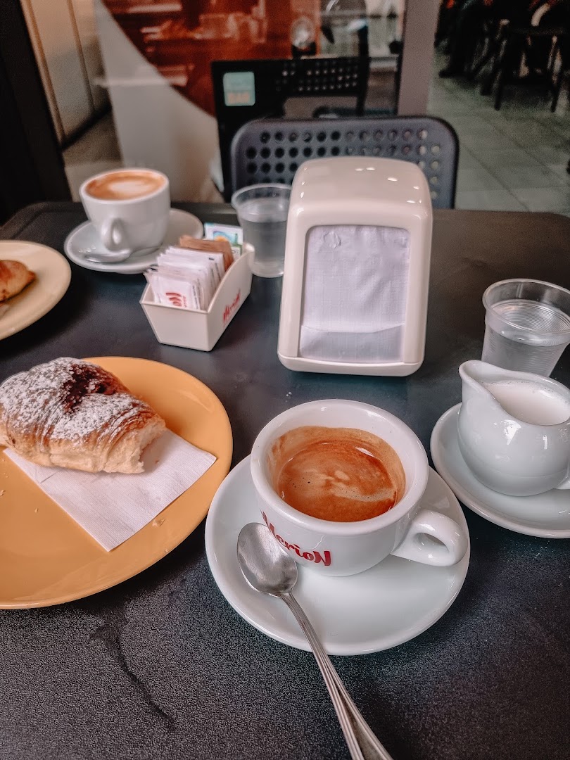 Un Sorso di Paradiso, Bari