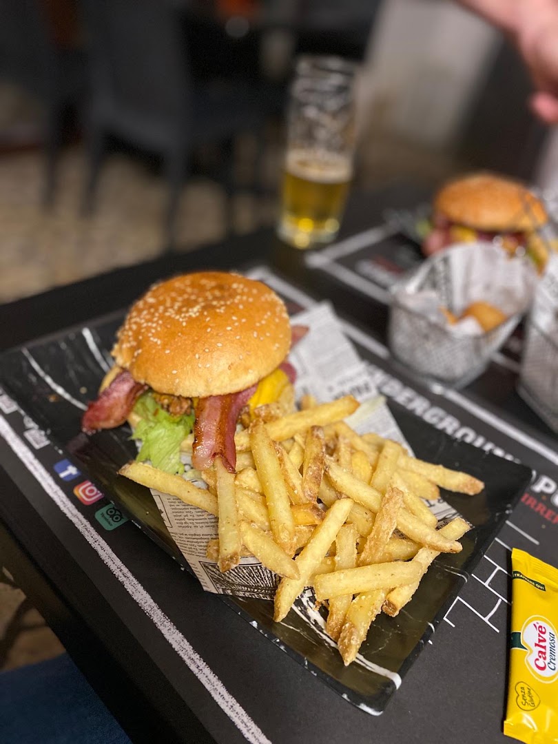 Underground Pub - Burger & Steakhouse