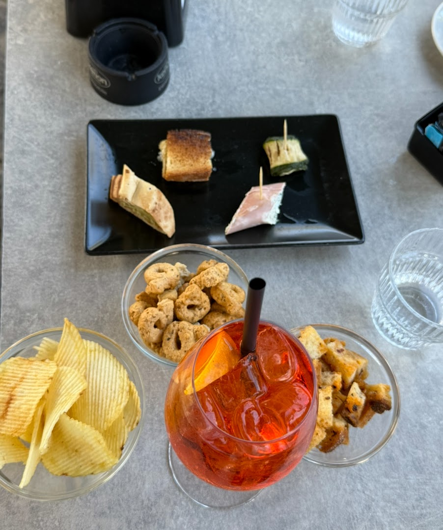 Unico Cafè & More