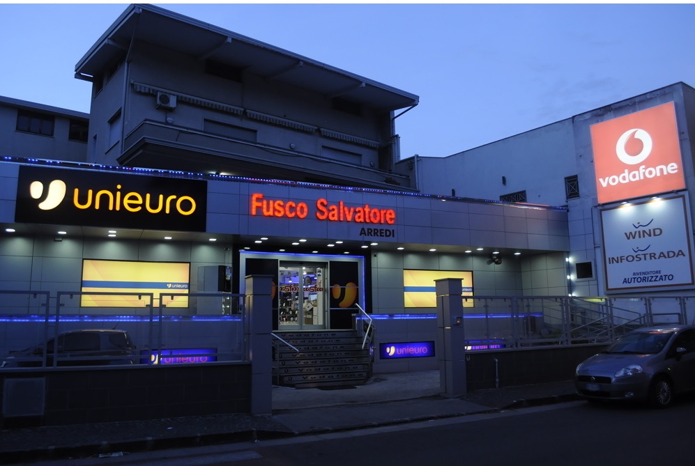 Unieuro Cardito Fusco Salvatore & C Srl - Vendita Elettrodomestici e Mobili