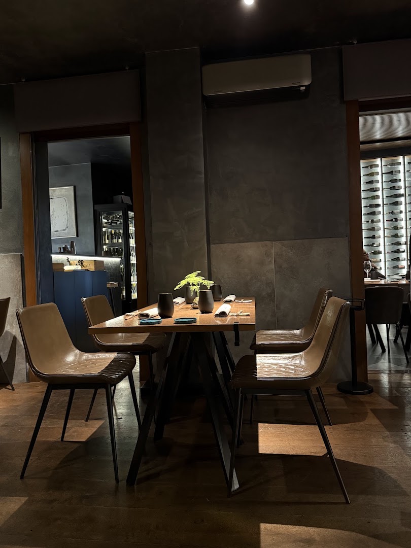 Uni Japanese Restaurant