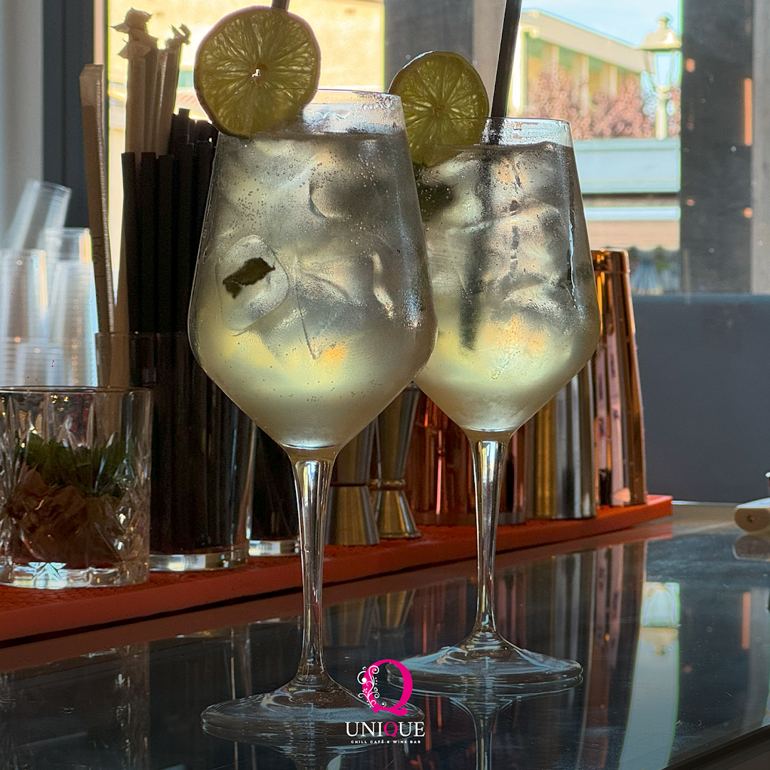 UNIQUE Chill Cafè & Wine Bar