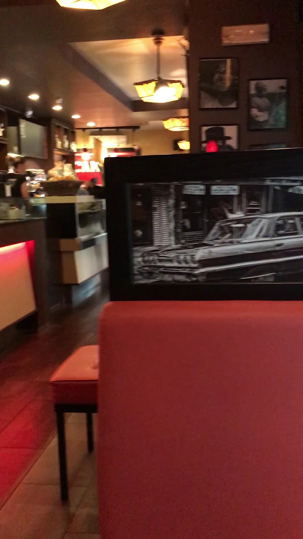Up Town Restaurant & Spirits, Castellanza