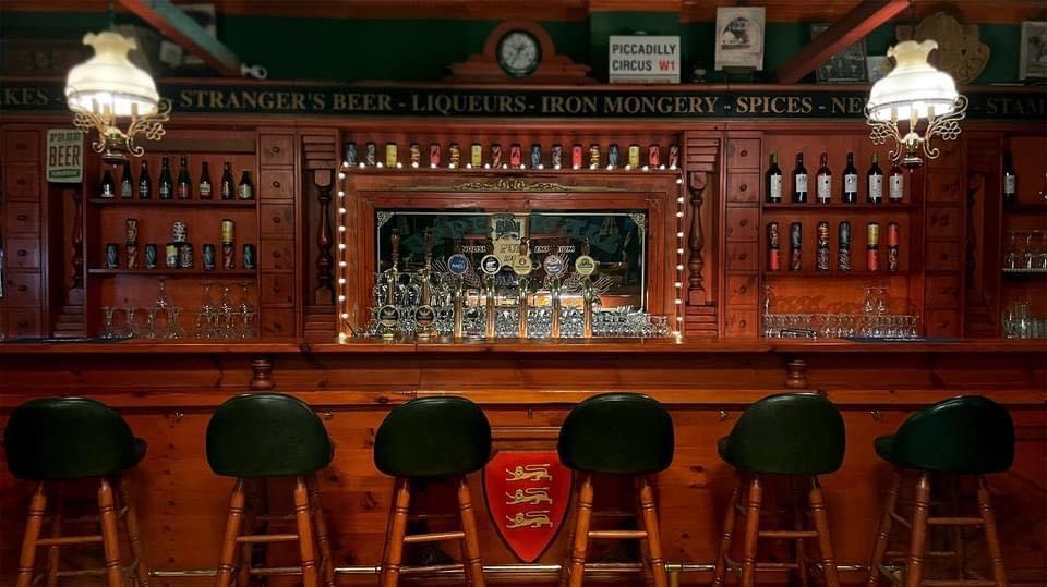 Upper Wall Pub