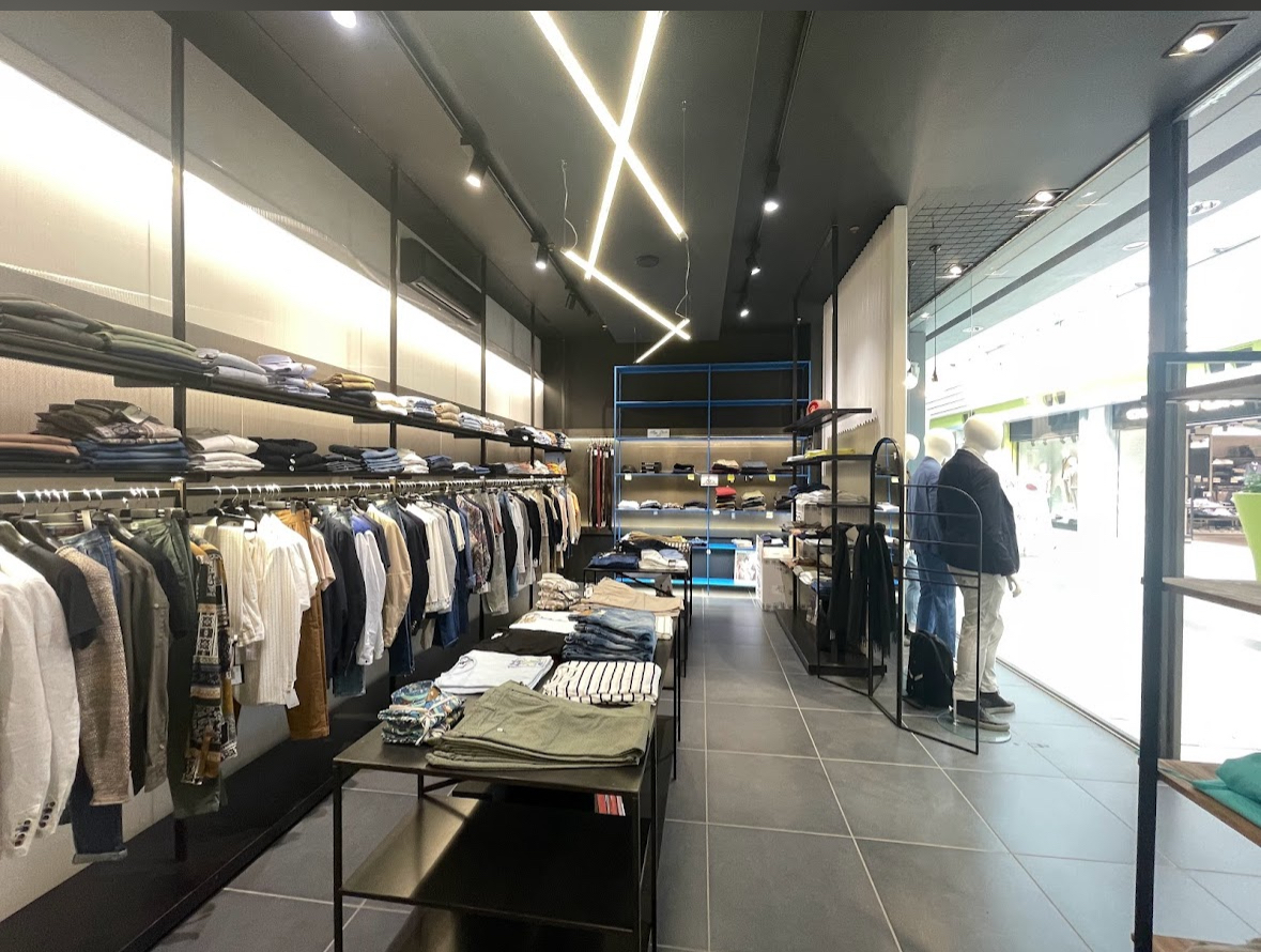 Urban Abbigliamento Uomo Donna