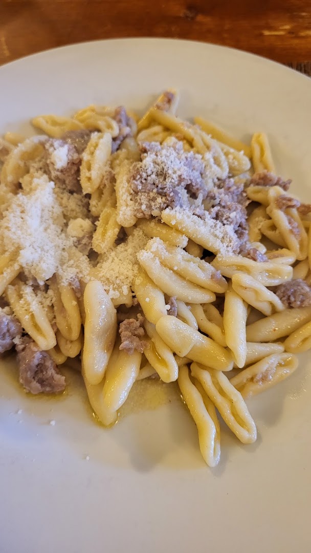 Ustaria dal Merca'