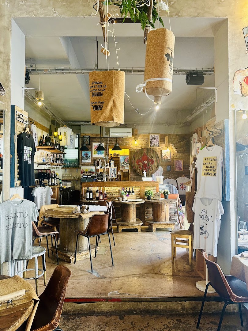 Vaia Concept Store