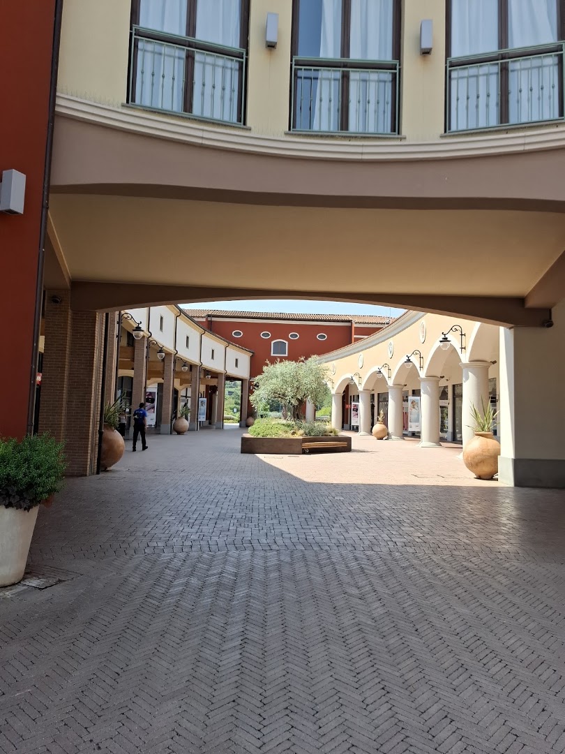 Valdichiana Designer Village