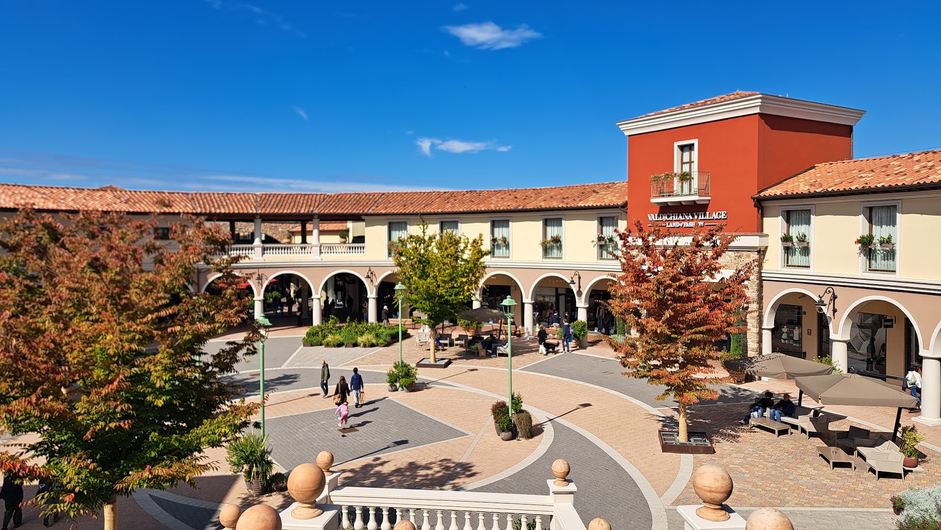 Valdichiana Designer Village, Foiano della Chiana